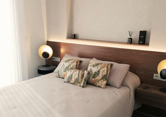 Image No.9-3 Bed Villa / Detached for sale