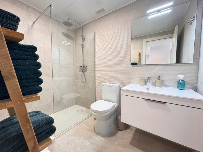 Image No.16-3 Bed Apartment for sale