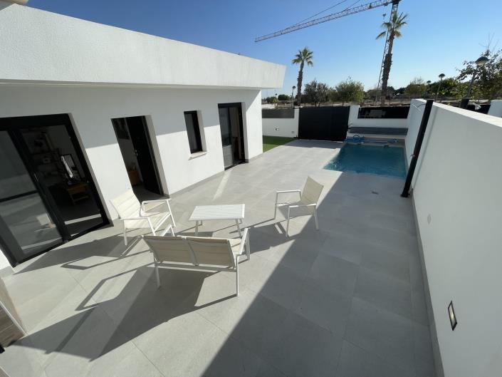 Image No.1-2 Bed Villa for sale