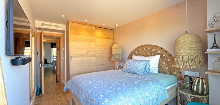 Image No.19-3 Bed Apartment for sale