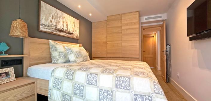 Image No.22-3 Bed Apartment for sale