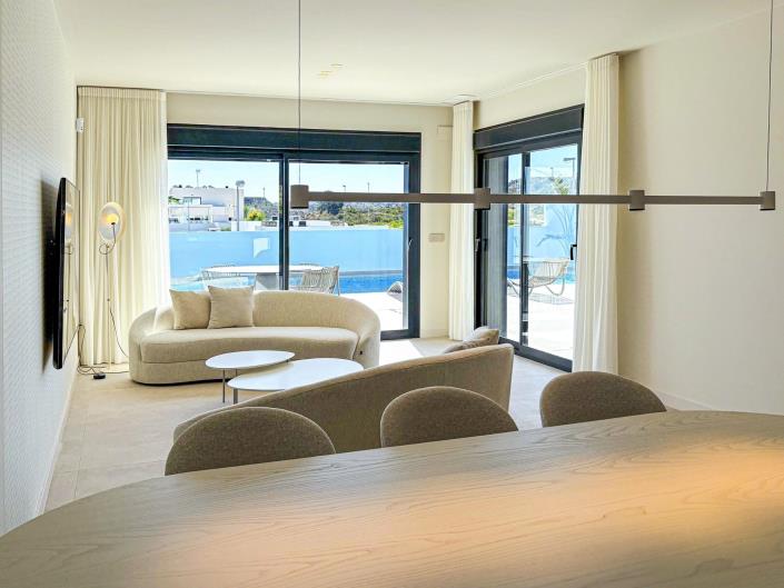 Image No.4-5 Bed Villa / Detached for sale