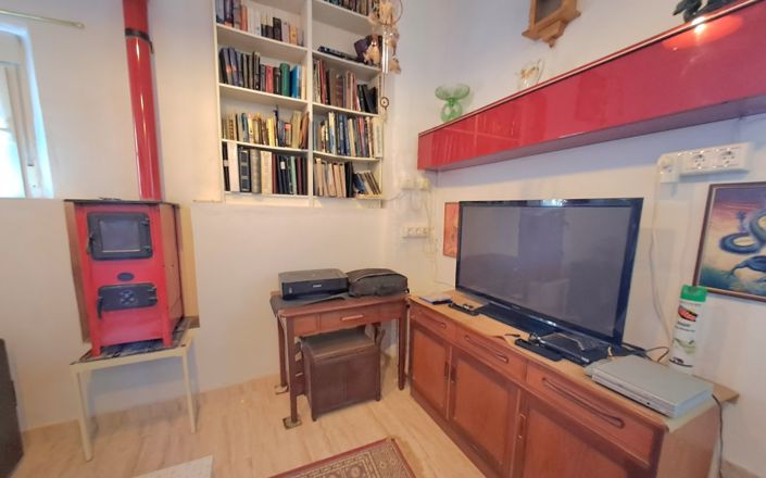 Image No.14-2 Bed House for sale