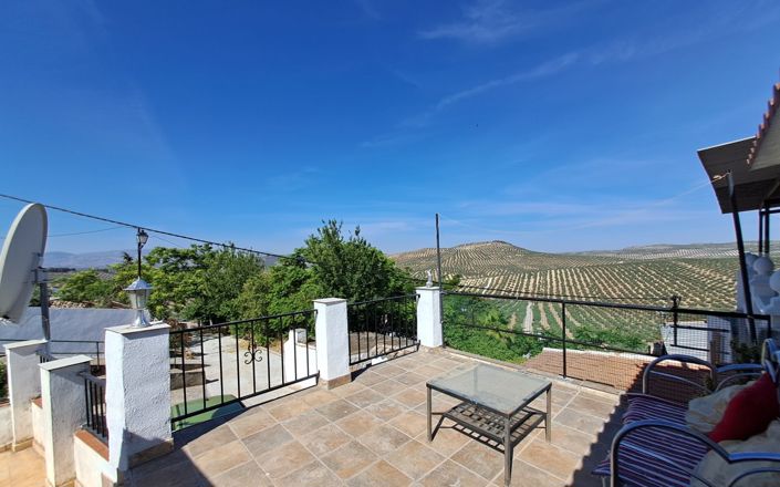 Image No.17-2 Bed House for sale