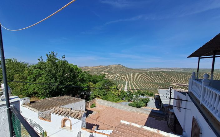 Image No.18-2 Bed House for sale