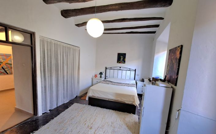 Image No.18-3 Bed House for sale