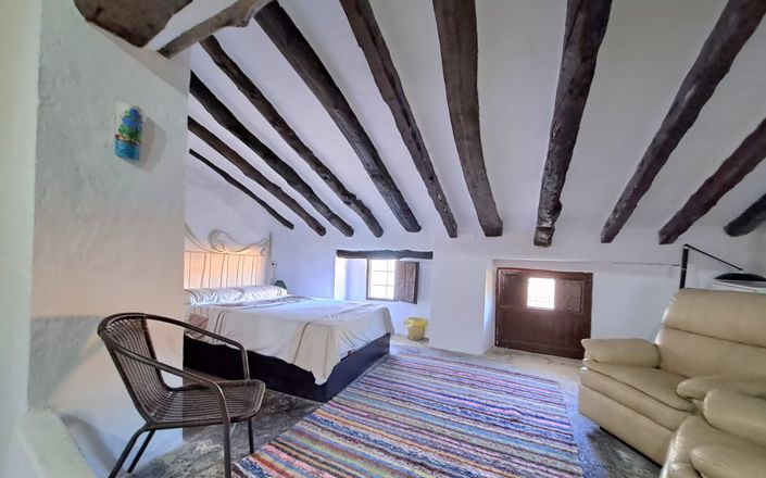 Image No.22-3 Bed House for sale