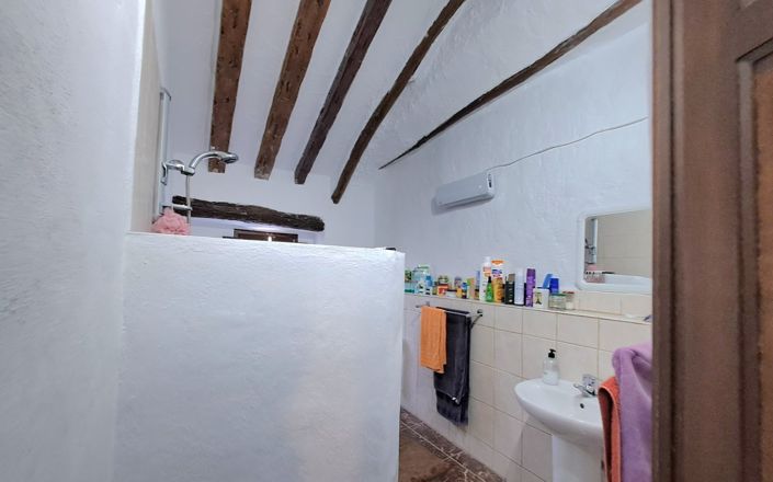 Image No.23-3 Bed House for sale