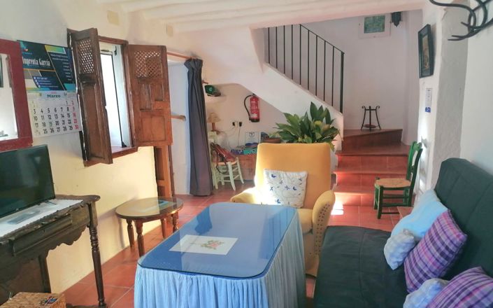 Image No.2-3 Bed House for sale