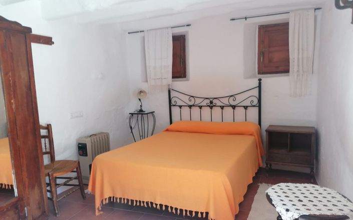 Image No.27-3 Bed House for sale