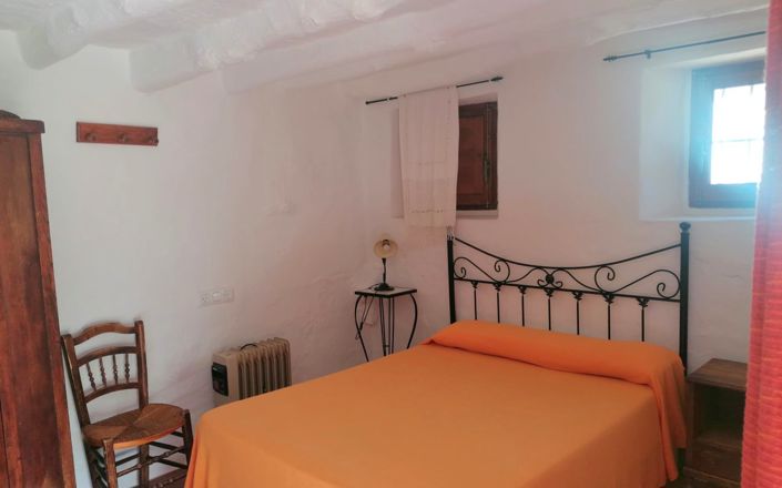 Image No.28-3 Bed House for sale