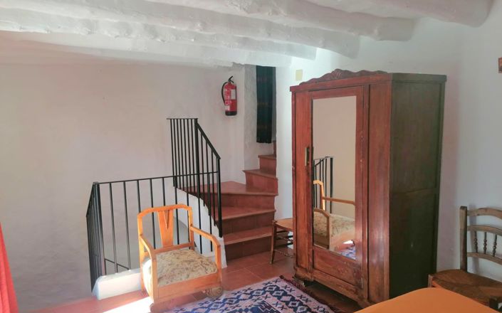 Image No.30-3 Bed House for sale