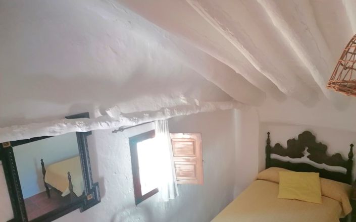 Image No.33-3 Bed House for sale