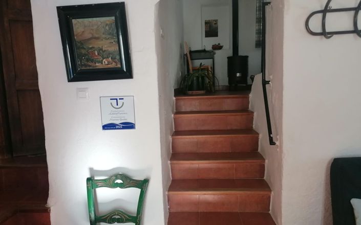 Image No.7-3 Bed House for sale