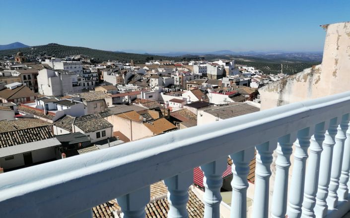 Image No.2-3 Bed House for sale