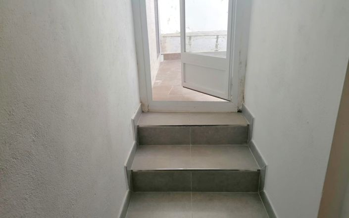 Image No.14-2 Bed House for sale