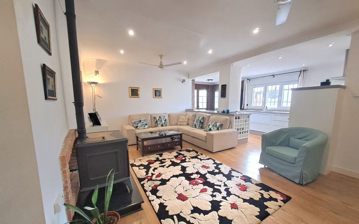 Image No.12-3 Bed House for sale