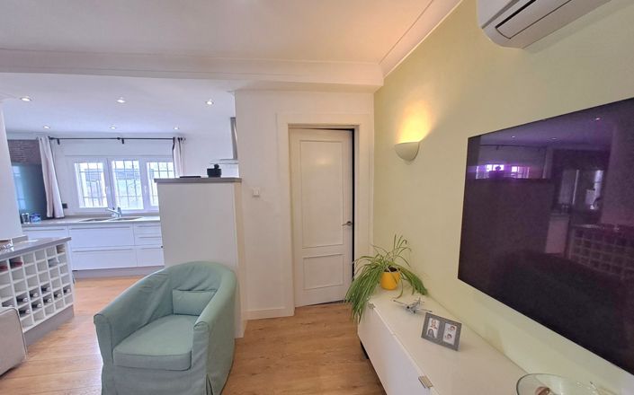 Image No.20-3 Bed House for sale