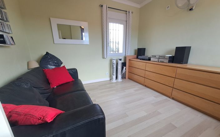 Image No.45-3 Bed House for sale