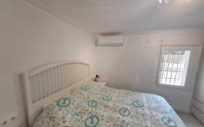 Image No.8-3 Bed House for sale