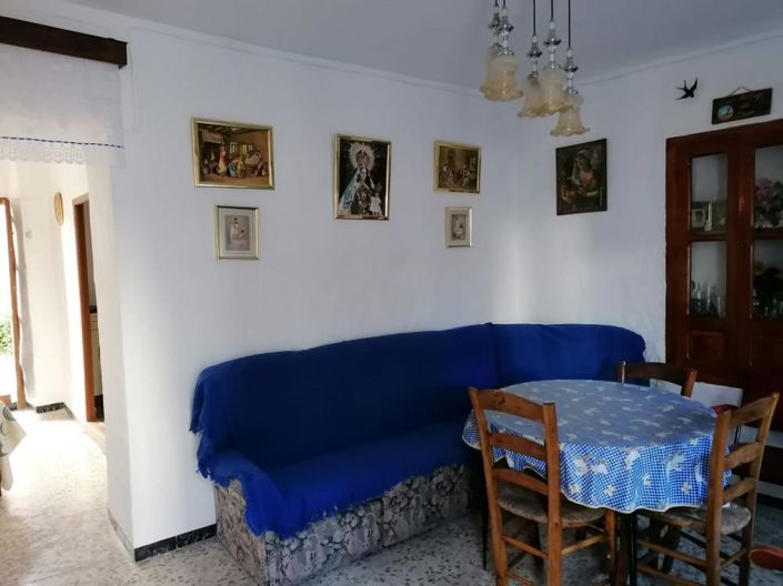 Image No.3-3 Bed House for sale