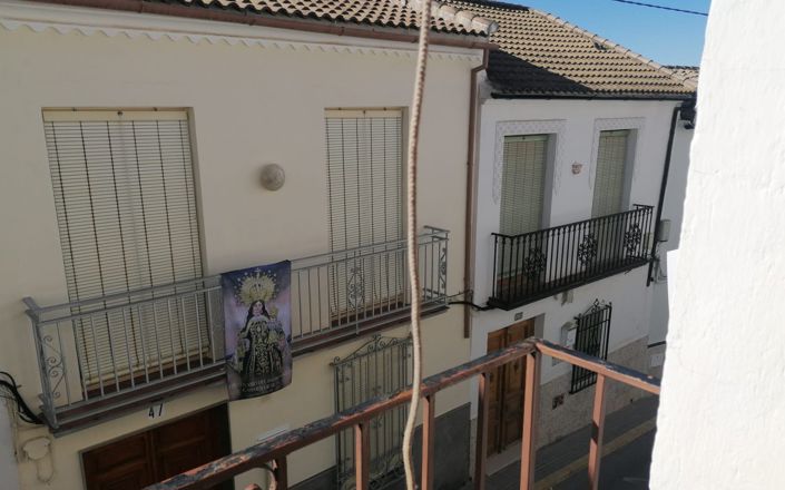 Image No.26-4 Bed House for sale