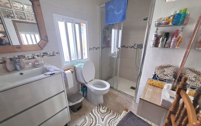 Image No.16-2 Bed House for sale