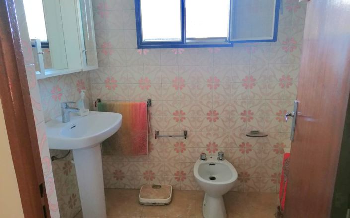 Image No.22-5 Bed House for sale