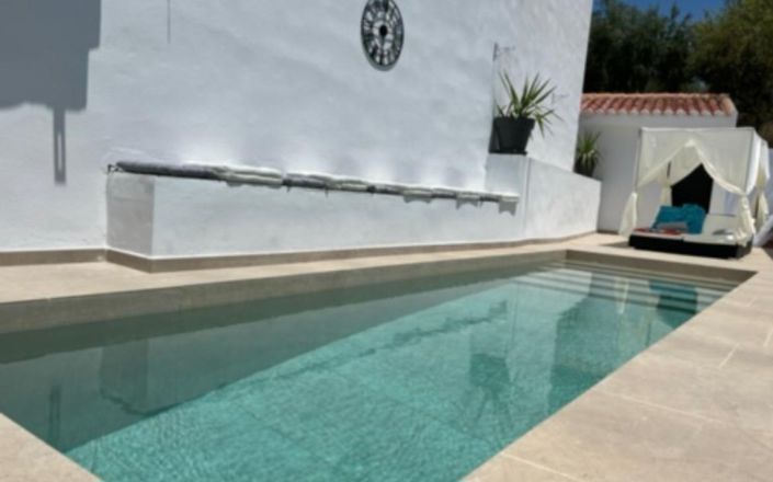 Image No.12-4 Bed House for sale