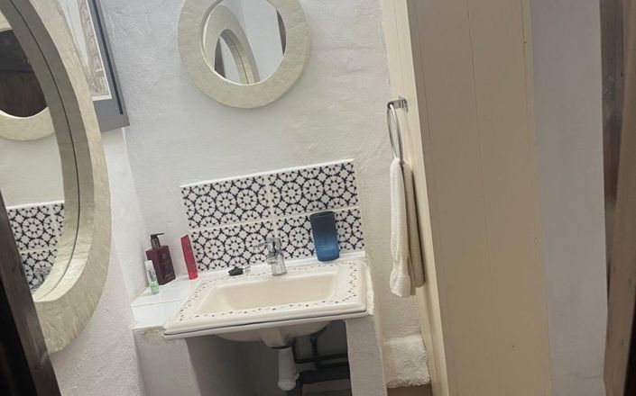 Image No.17-4 Bed House for sale