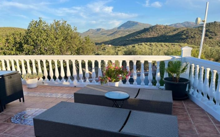 Image No.4-4 Bed House for sale