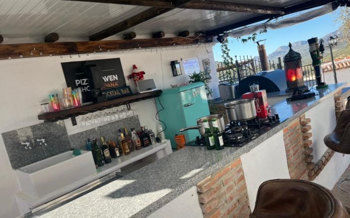 Image No.9-4 Bed House for sale