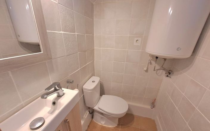 Image No.11-4 Bed House for sale