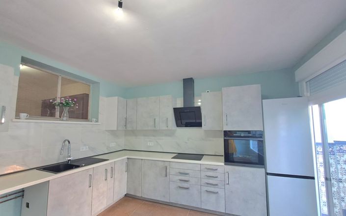 Image No.15-4 Bed House for sale