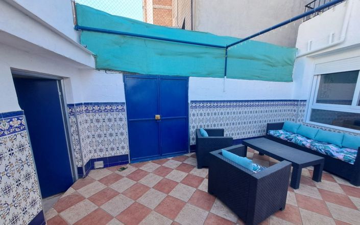 Image No.21-4 Bed House for sale