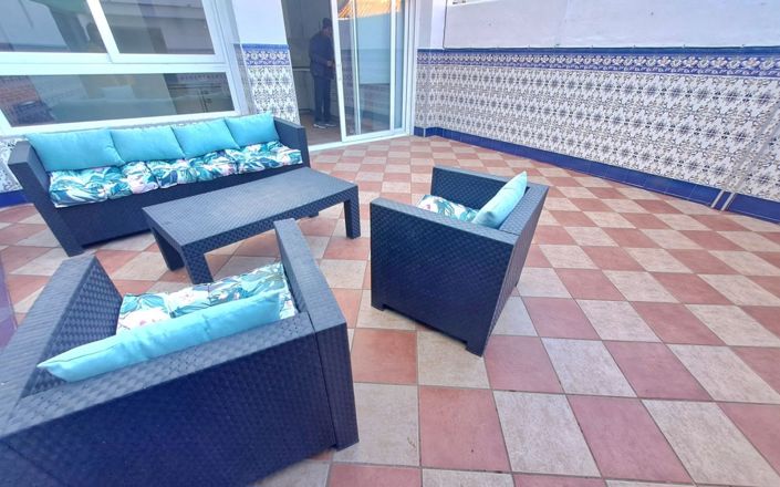 Image No.28-4 Bed House for sale