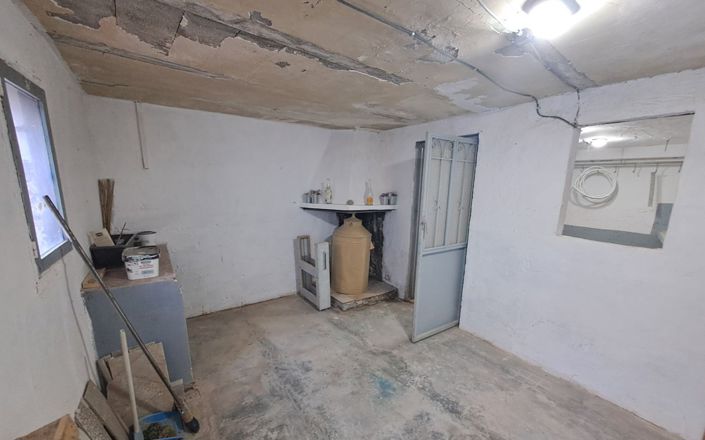 Image No.29-4 Bed House for sale