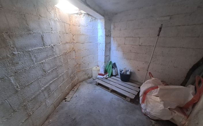 Image No.32-4 Bed House for sale