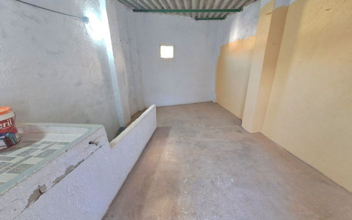 Image No.35-4 Bed House for sale