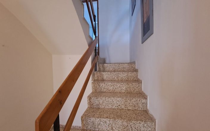 Image No.42-4 Bed House for sale