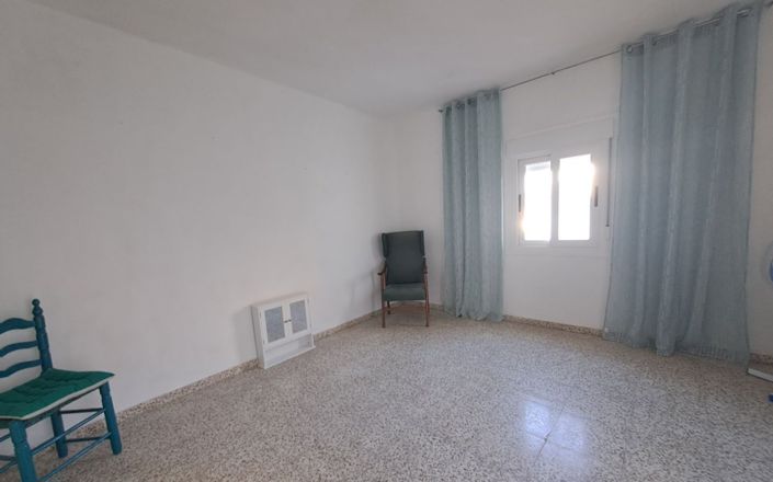 Image No.56-4 Bed House for sale