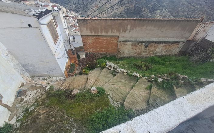 Image No.22-3 Bed House for sale