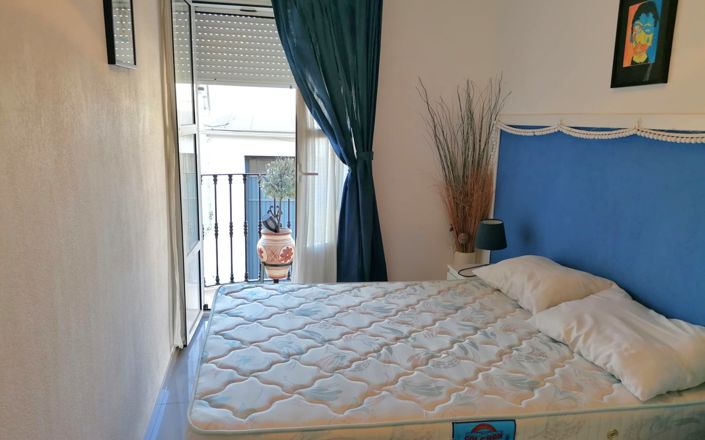 Image No.42-3 Bed House for sale