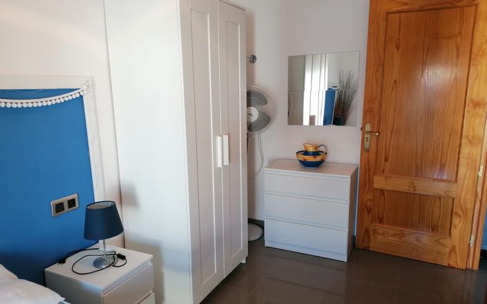 Image No.46-3 Bed House for sale