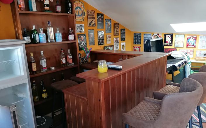 Image No.65-3 Bed House for sale