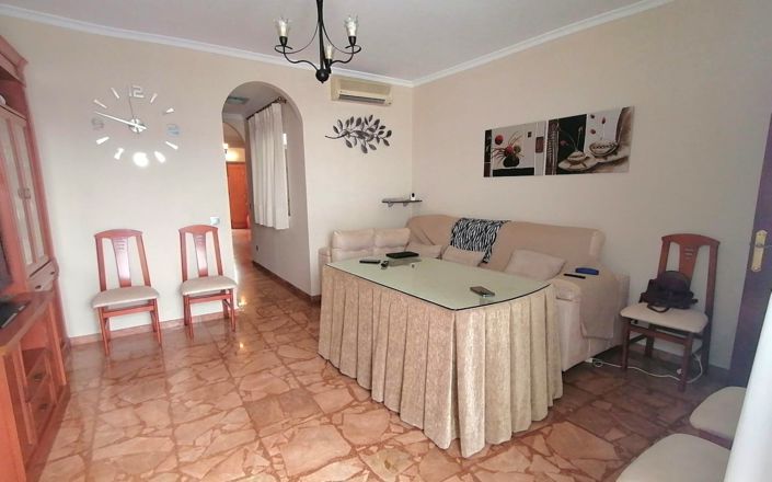 Image No.11-4 Bed House for sale