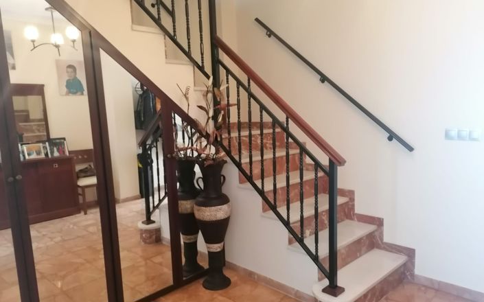 Image No.5-4 Bed House for sale