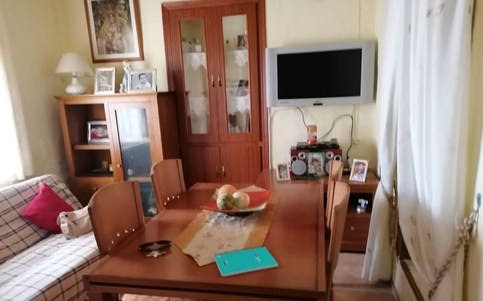 Image No.2-3 Bed House for sale