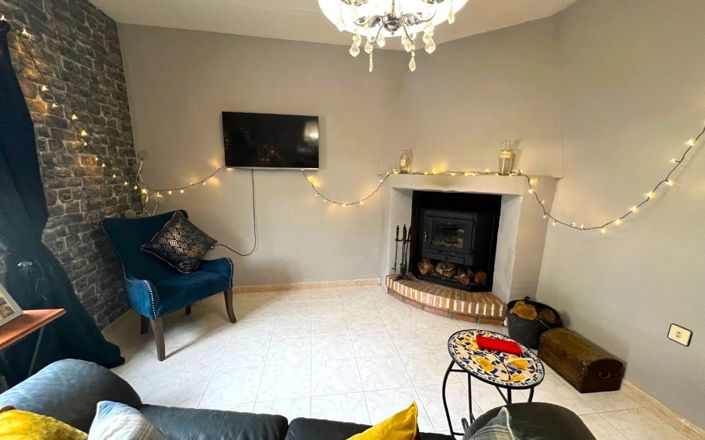 Image No.23-5 Bed House for sale