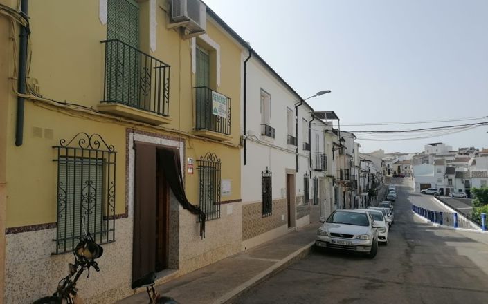 Image No.35-4 Bed House for sale